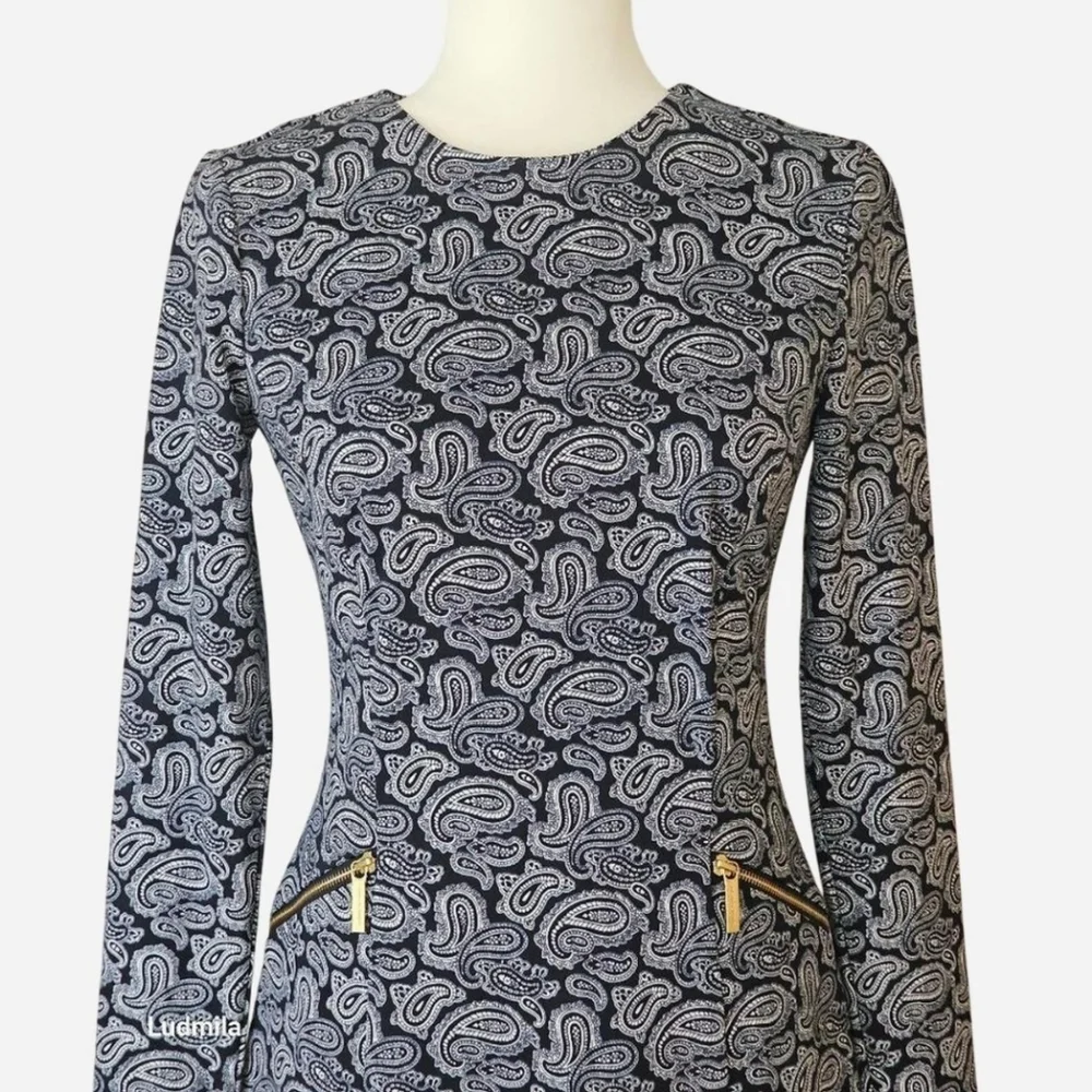 MICHAEL Michael Kors Women's Size 2‎ Navy and White Paisley Long Sleeve Dress